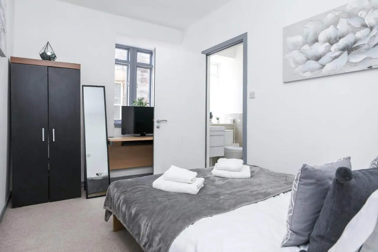Thistle St Modern Rooms In Edinburgh City Centre