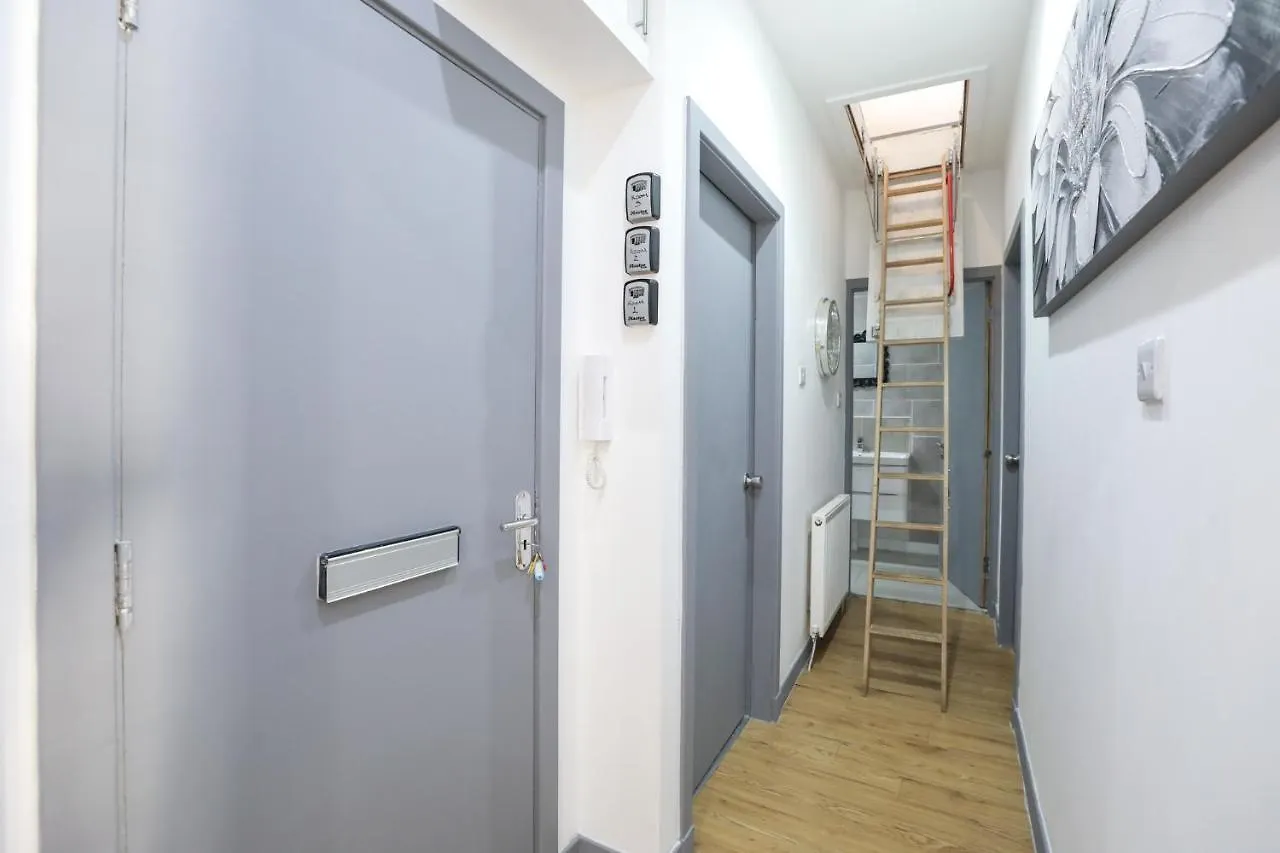 Thistle St Modern Rooms In Edinburgh City Centre 0*,